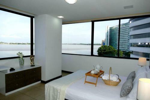 Apartamento Ecu Suites Front View Of River Exclusive Santa Ana