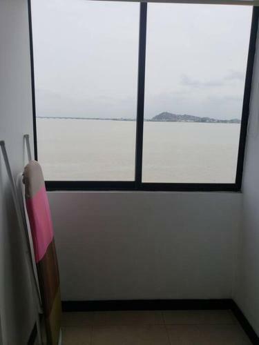Apartamento Ecu Suites Front View Of River Exclusive Santa Ana