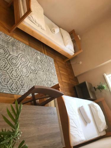 Pelican Guest House & Hostel