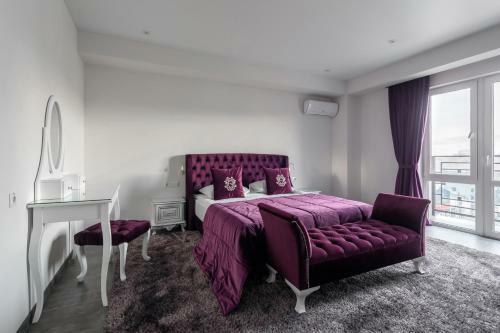 Hotel Grand Royal