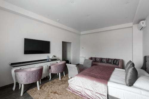 Hotel Grand Royal