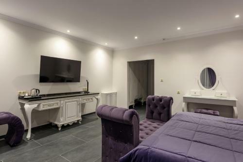 Hotel Grand Royal