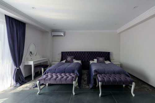 Hotel Grand Royal