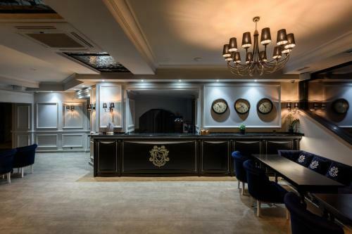Hotel Grand Royal