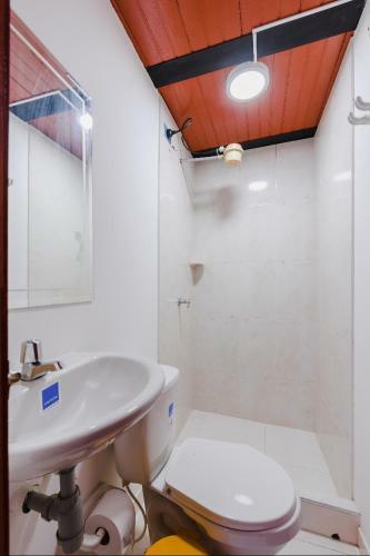 Albergue Hostal Casa Del Caf�