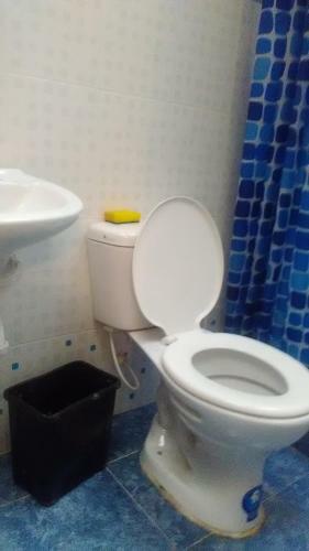 Hostal Casa Huespedes Ana Carolina