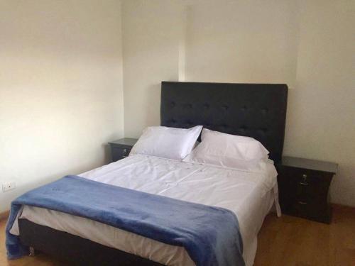 Spacious 2 Bedroom Apartment Great Location (202)