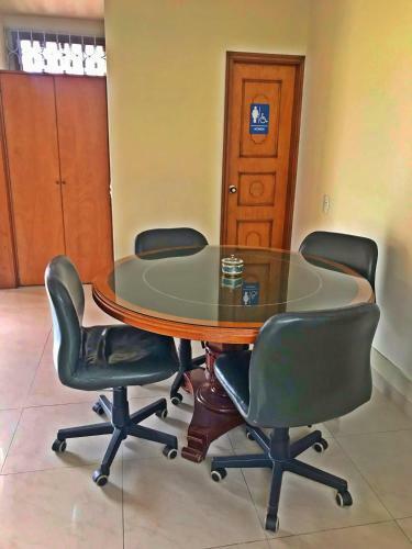 Oficina Privada Santa Barbara Unicentro Usaquen