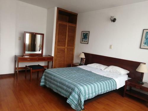 Hostal Room In Guest Room - Comfotable Room Nice Ubication