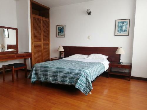 Hostal Room In Guest Room - Comfotable Room Nice Ubication