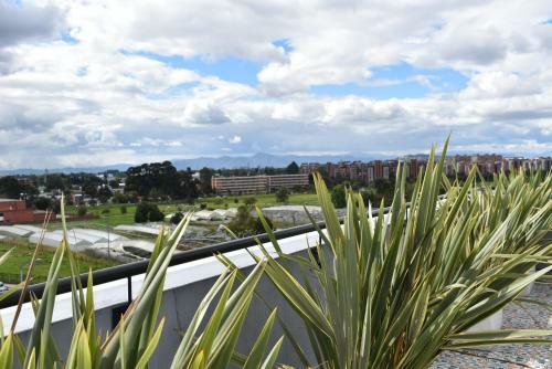 Em Budget Hotel Corferias