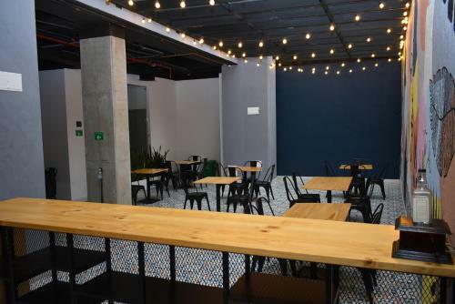 Em Budget Hotel Corferias