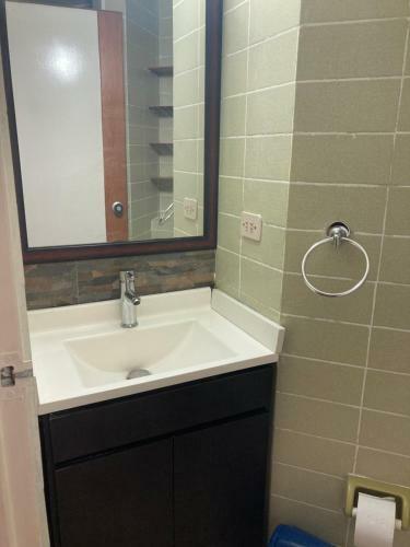 Apartamento Departamento Hermoso Zona Norte Con Cochera