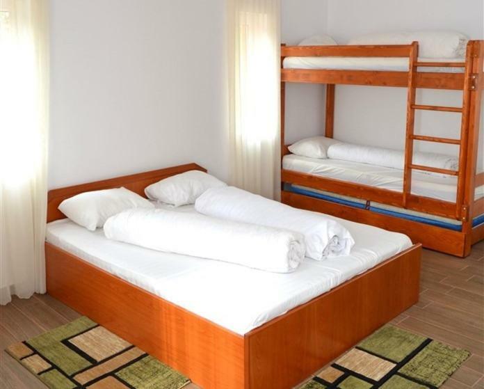 Lodge Vile Izvorul Minunilor