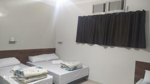 Hostal Quarto Com Ar, Wi Fi,frigobar Perto Da Basilica