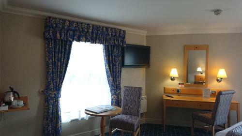 The Queens Hotel