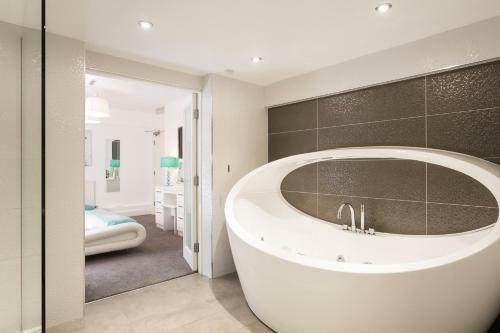 Hostal Airden House