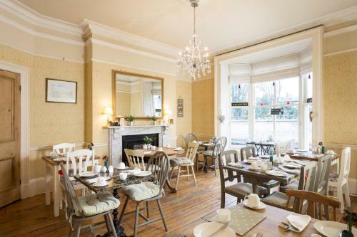 Hostal Airden House
