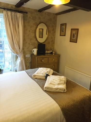 Posada Coach House Hotel
