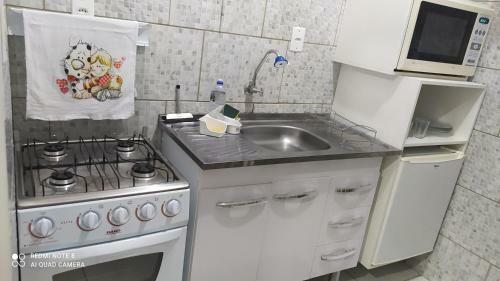 Flat Familiar Com Ar,wi Fi,cozinha E Garagem