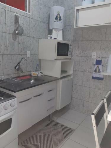 Flat Familiar Com Ar,wi Fi,cozinha E Garagem
