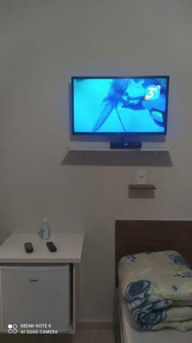 Hostal Quarto Completo Ar,wi Fi E Garagem Gratuita