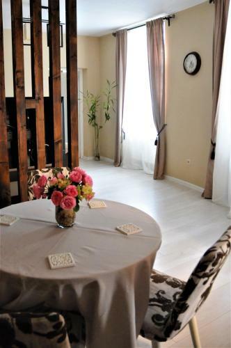Apartamento Poarta Ecaterina