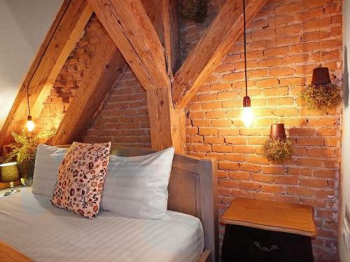 Hostal Wood House Republicii