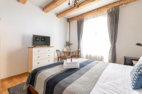 Hostal Wood House Republicii
