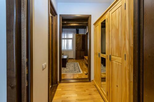 Hostal Wood House Republicii