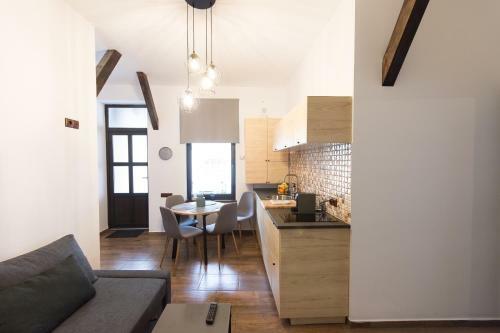 Apartamento Lovely Brasov Flat With Patio And Mountain Views