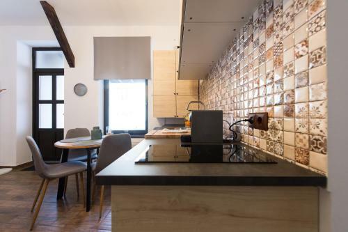 Apartamento Lovely Brasov Flat With Patio And Mountain Views