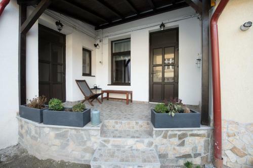 Apartamento Lovely Brasov Flat With Patio And Mountain Views