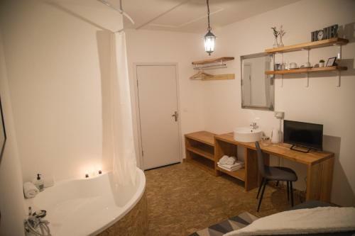 Hostal Middlehouse