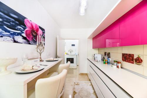 Luxury Apartment Avantgarden 3