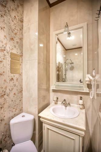 Hostal Casa Gotica Residence