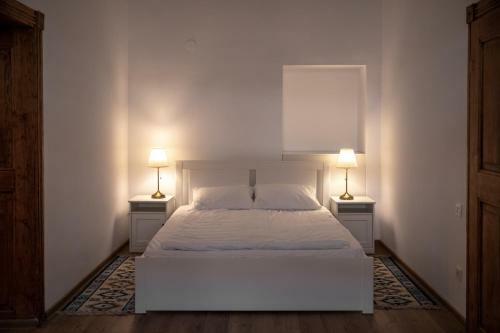Hirscher Apartments