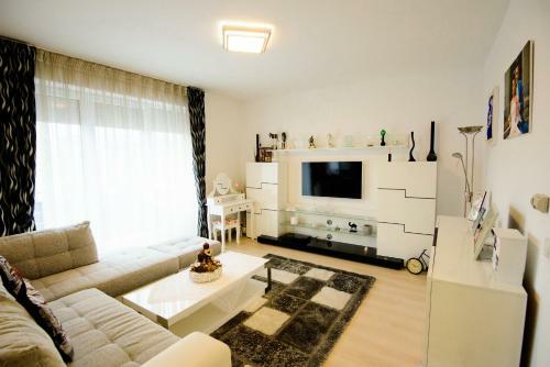 Beatrice Apartments