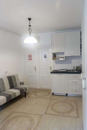 Strada Mure?enilor - Savas Apartament