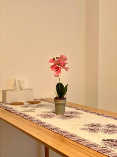 Nature Apartment - Minutes Away From The Old Town