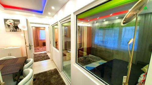Luxury Paul Apartment Green, Private & Accessible