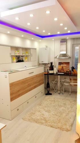 Luxury Paul Apartment Green, Private & Accessible