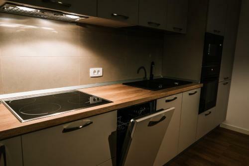 Pinehouse Luxury Apartment