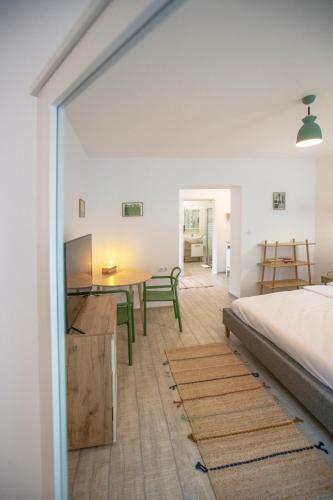 Hostal Brasha Residence