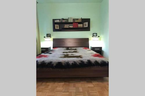 Apartamento Bright 2 Room Apt With Free Parking