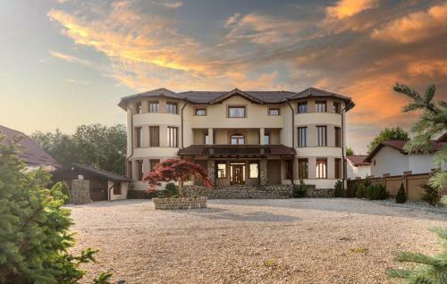 Hostal Transilvania Mansion
