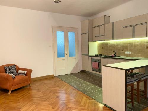 Pinehouse Panoramic Apartment