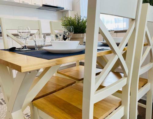 White 2 Apartment Brasov