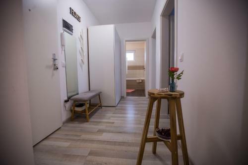 Ella Apartment