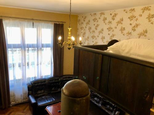 Aristocrat Vintage Apartment